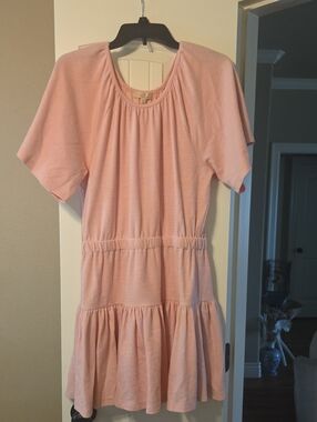 Chelsea & Violet Light Pink Tiered Short-Sleeve Dress